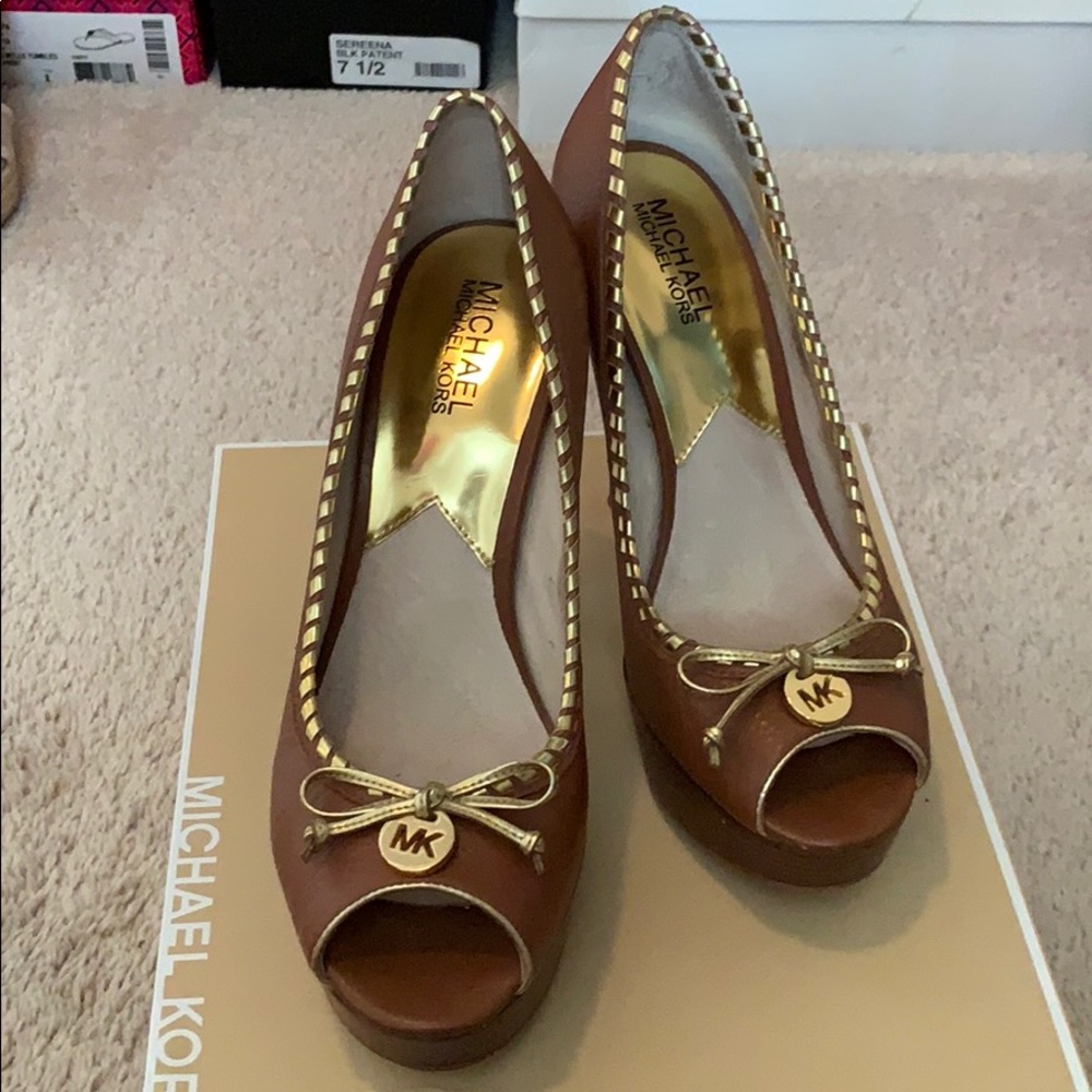 Michael Kors Tan Platform Heels